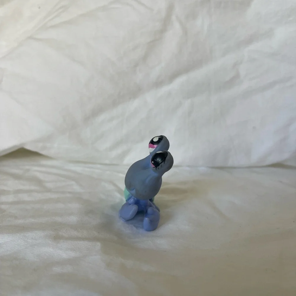 Littlest Pet Shop 752 Blue Hermit Crab Pink Eyes LPS Figurine